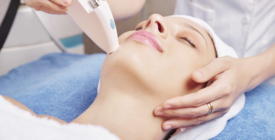Injection of skin boosters